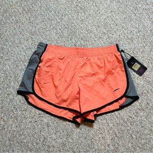 LA Gear NWT Orange Running Shorts Womens Large 3” Lined Polyester Athletic
